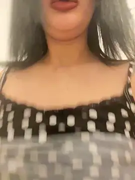 Sarahkhaalifa online show from 03.02.26