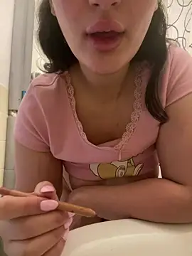 Sarahkhaalifa online show from 03.30.26