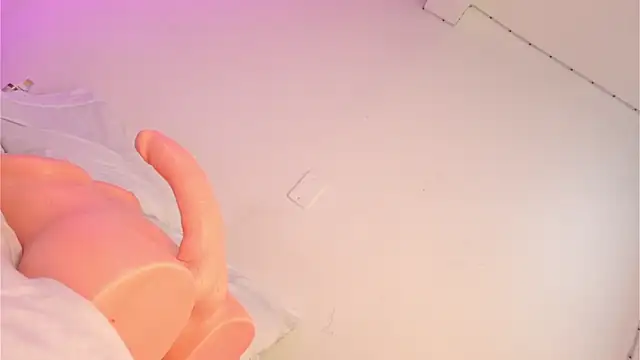 Snapshot of nicolette_sweet_ chatting on 01.11.25 nicolette sweet online show from 01.11.25