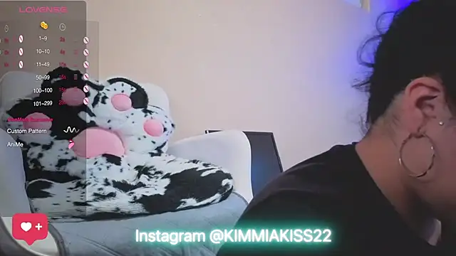 kimmiakiss22 online show from 02.17.25