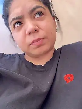 kimmiakiss22 online show from 02.21.25