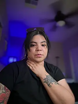 kimmiakiss22 online show from 02.27.25