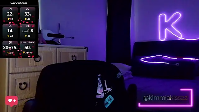 kimmiakiss22 online show from 02.15.26