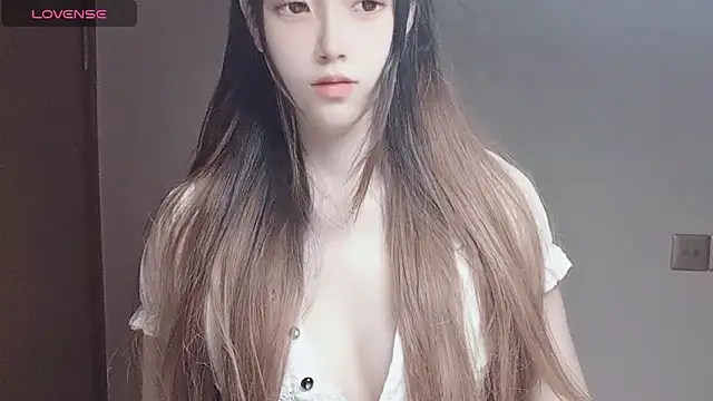 VaerySaenz online show from 11.11.25