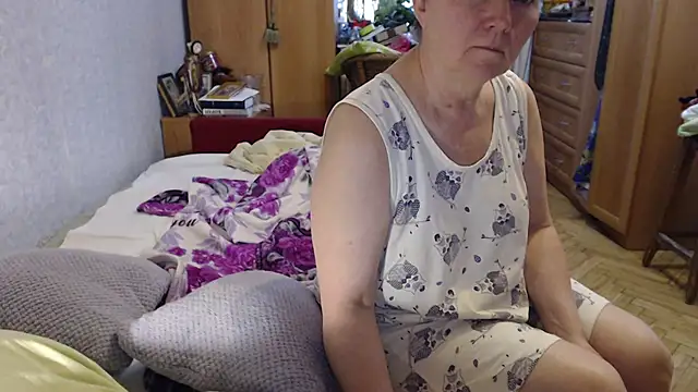 Snapshot of zarinafonliberman chatting on 01.31.25 zarinafonliberman online show from 01.31.25