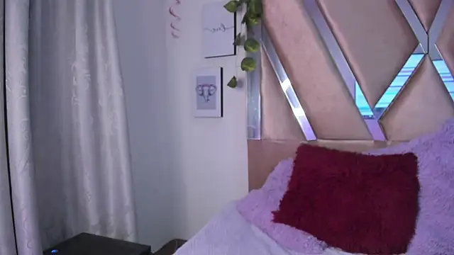 xhinata hyugax online show from 01.21.25