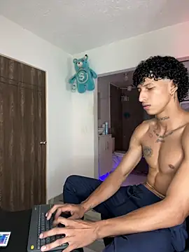 Snapshot of mike_casseano chatting on 09.15.25 mike casseano online show from 09.15.25