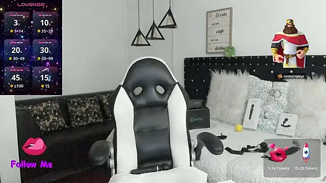 natasha logan  online show from 01.17.25