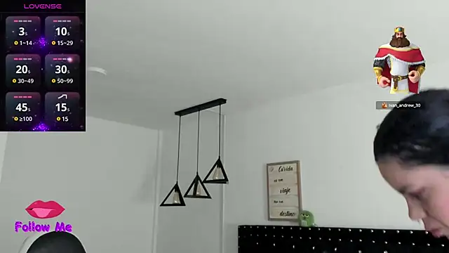 natasha logan  online show from 03.04.25