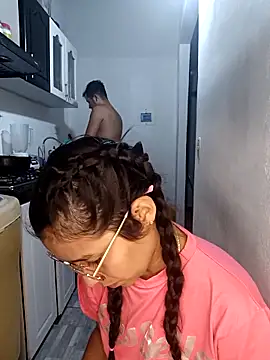 Snapshot of catire2323 chatting on 10.26.25 catire2323 online show from 10.26.25