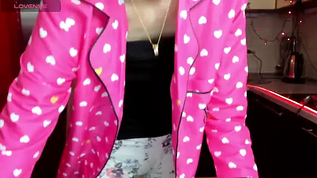 TayanaJons online show from 02.06.25