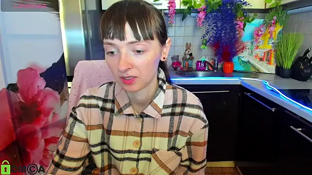 TayanaJons online show from 04.21.26