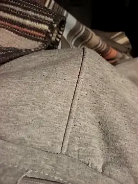 Snapshot of Freezing_Duck chatting on 12.18.25 Freezing Duck online show from 12.18.25