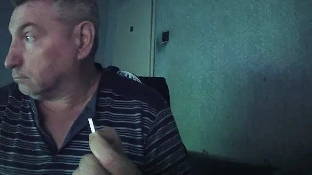 Snapshot of GYurmoka70 chatting on 11.16.25 GYurmoka70 online show from 11.16.25