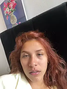 Snapshot of crystal_bunny7 chatting on 01.15.25 crystal bunny7 online show from 01.15.25