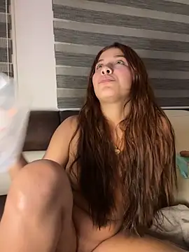 Snapshot of crystal_bunny7 chatting on 03.17.25 crystal bunny7 online show from 03.17.25