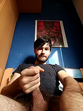 Snapshot of Esti02 chatting on 11.22.25 Esti02 online show from 11.22.25