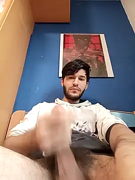 Snapshot of Esti02 chatting on 11.23.25 Esti02 online show from 11.23.25