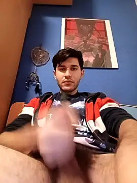 Snapshot of Esti02 chatting on 12.18.25 Esti02 online show from 12.18.25