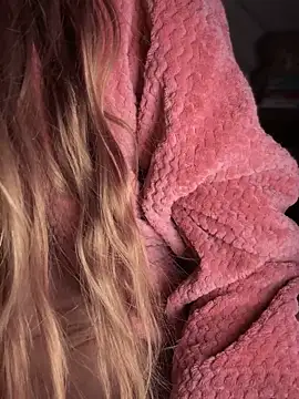 Snapshot of GoldenFlameGoddess chatting on 10.23.25 GoldenFlameGoddess online show from 10.23.25