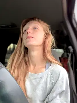 Snapshot of GoldenFlameGoddess chatting on 10.24.25 GoldenFlameGoddess online show from 10.24.25