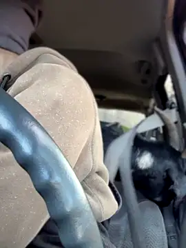 Snapshot of GoldenFlameGoddess chatting on 12.18.25 GoldenFlameGoddess online show from 12.18.25