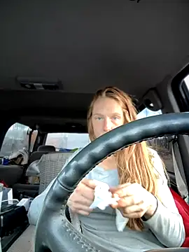 Snapshot of GoldenFlameGoddess chatting on 12.22.25 GoldenFlameGoddess online show from 12.22.25