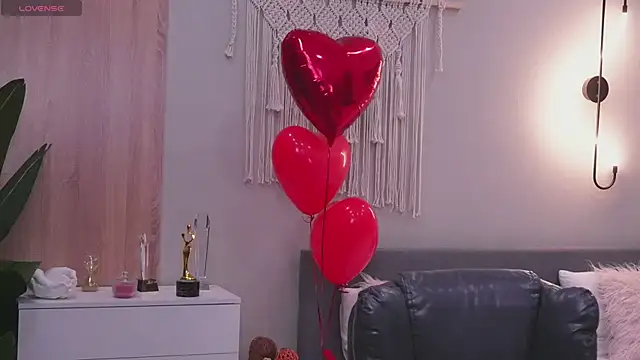 Snapshot of Molly_Jons chatting on 02.20.26 Molly Jons online show from 02.20.26