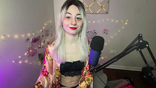 Starr1123 online show from 02.13.26