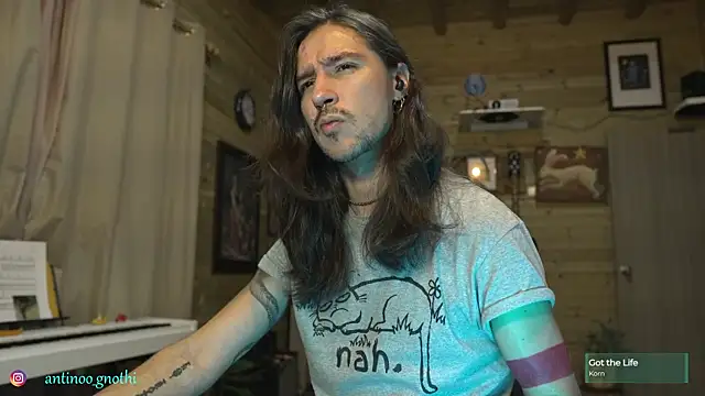 Snapshot of Antinoo_Gnothi chatting on 09.25.25 Antinoo Gnothi online show from 09.25.25