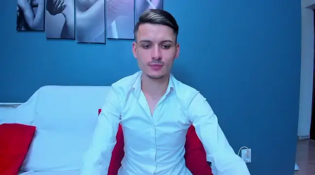 Snapshot of andboyfor6 chatting on 02.23.25 andboyfor6 online show from 02.23.25