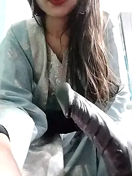 Snapshot of Noor_Darliing chatting on 01.18.25 Noor Darliing online show from 01.18.25