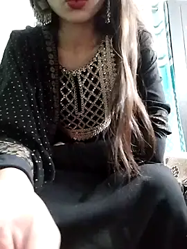 Snapshot of Noor_Darliing chatting on 01.26.25 Noor Darliing online show from 01.26.25