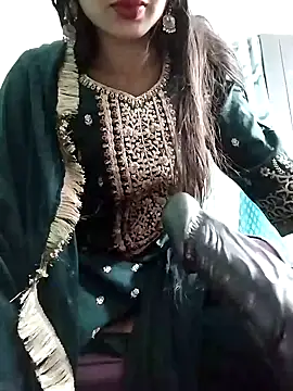 Snapshot of Noor_Darliing chatting on 01.29.25 Noor Darliing online show from 01.29.25