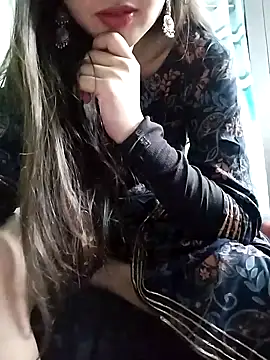 Snapshot of Noor_Darliing chatting on 01.30.25 Noor Darliing online show from 01.30.25