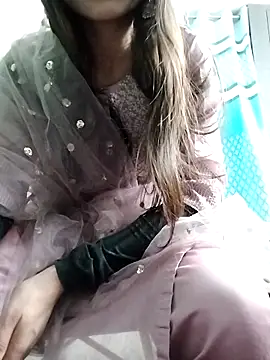 Snapshot of Noor_Darliing chatting on 03.05.25 Noor Darliing online show from 03.05.25