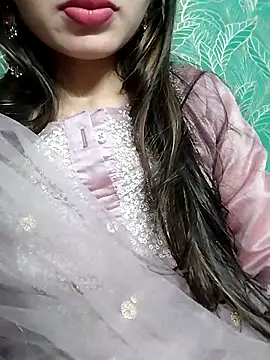 Snapshot of Noor_Darliing chatting on 03.05.25 Noor Darliing online show from 03.05.25