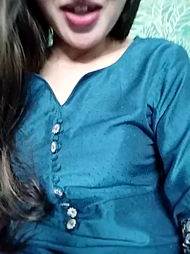 Snapshot of Noor_Darliing chatting on 03.07.25 Noor Darliing online show from 03.07.25