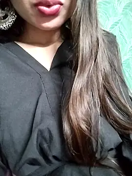 Snapshot of Noor_Darliing chatting on 03.10.25 Noor Darliing online show from 03.10.25