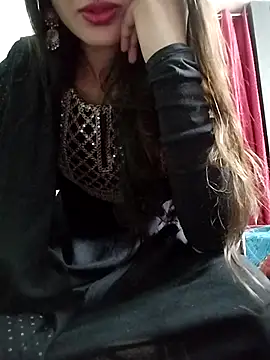 Noor Darliing online show from 03.18.25