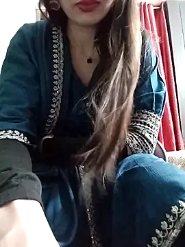 Noor Darliing online show from 04.18.26