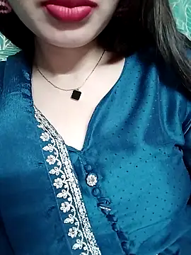 Noor Darliing online show from 04.18.26