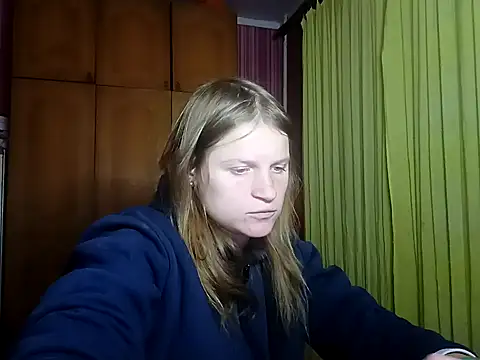 Kathlyn  Heath online show from 02.17.25