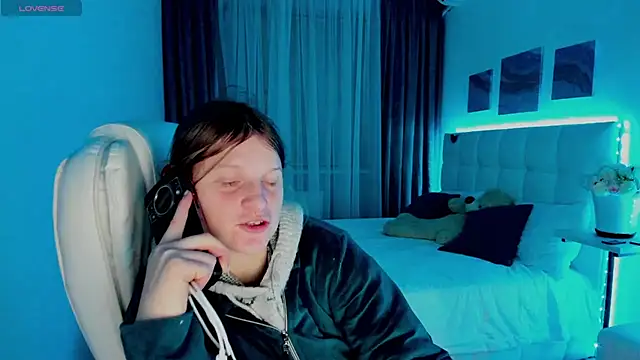 Kathlyn  Heath online show from 02.23.25