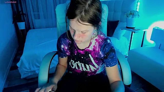 Kathlyn  Heath online show from 03.14.25