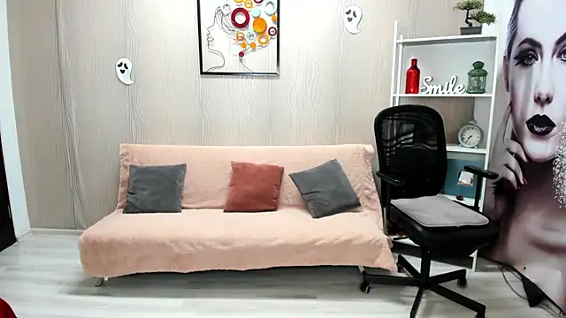 Snapshot of Cassandra_Hotty chatting on 11.11.25 Cassandra Hotty online show from 11.11.25