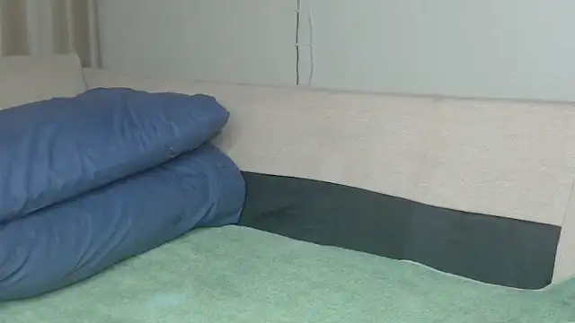 Snapshot of NIKKIE_LOVE chatting on 10.10.25 NIKKIE LOVE online show from 10.10.25