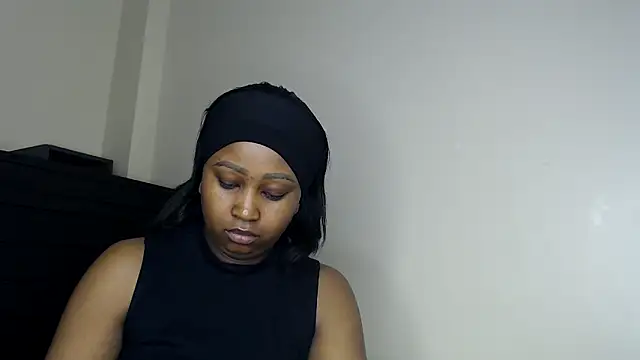 NIKKIE LOVE online show from 04.13.26