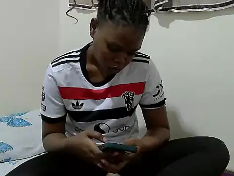 maggyjan online show from 04.18.26