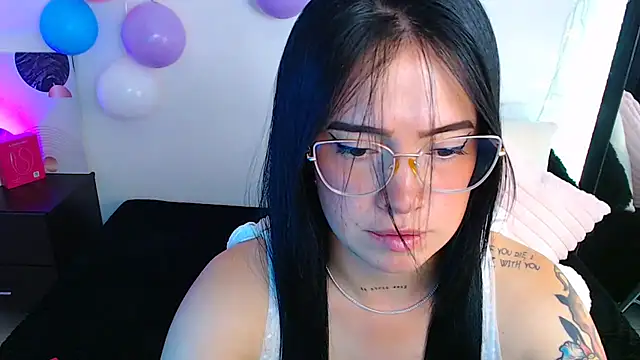 Isa Maiden1 online show from 04.04.26